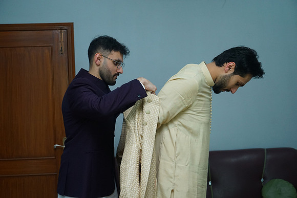 Hasan & Sundus Barat 00119