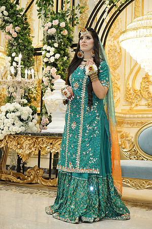 Usman & Zarwa Mehndi 00010