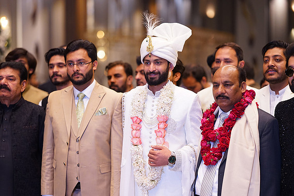 Sana & Ijaz Barat 00208