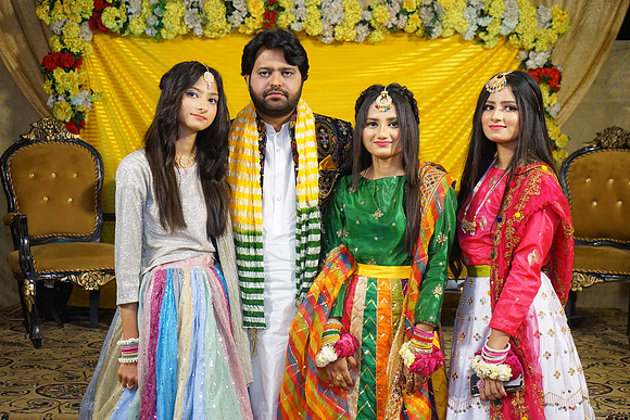 Umer Hayat & Qurat ul Ain Mehndi 00243