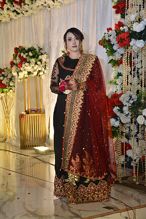 Usman & Hafsa Barat 00194