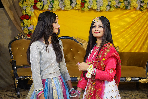 Umer Hayat & Qurat ul Ain Mehndi 00223