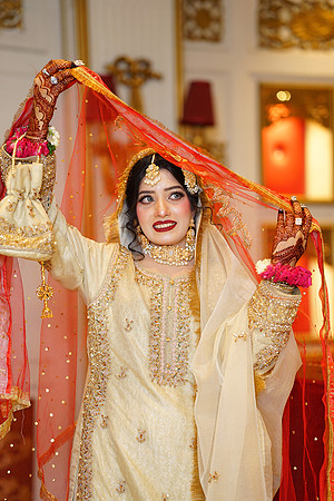 Ayesha & Khurram Nikah 00059