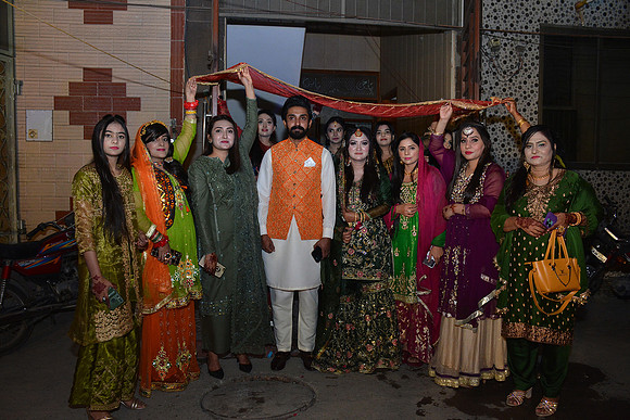 Usman & Maria Mehndi 00156