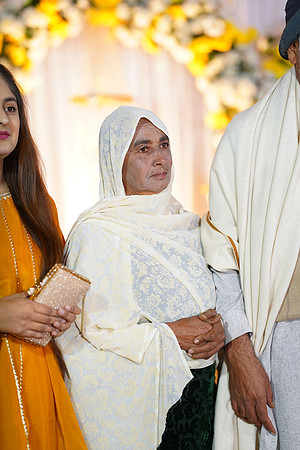Uzair & Faria Mehndi 00202