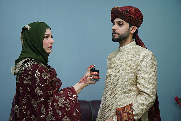 Hasan & Sundus Barat 00136