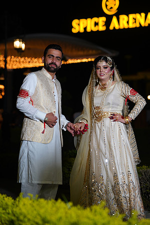 Azhar & Ayesha 00090