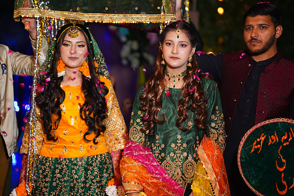Uzair & Faria Mehndi 00237