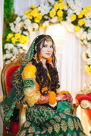 Uzair & Faria Mehndi 00023