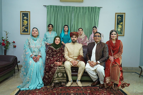 Hasan & Sundus Barat 00169