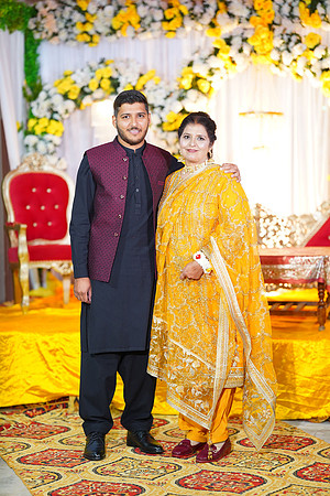 Uzair & Faria Mehndi 00176