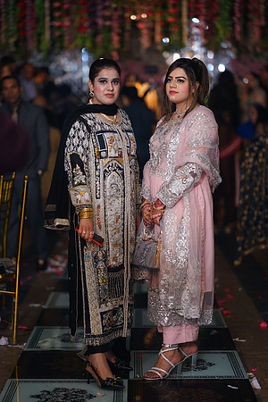 Junaid & Saman Walima 00381