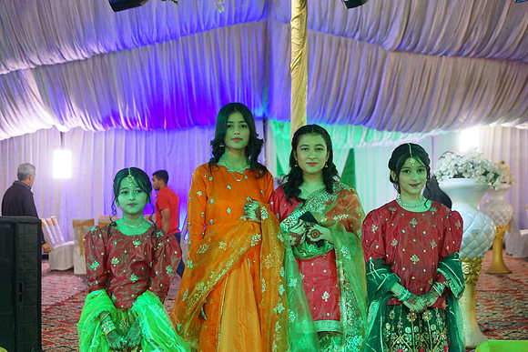 Ayesha & Arslan Mehndi 00060