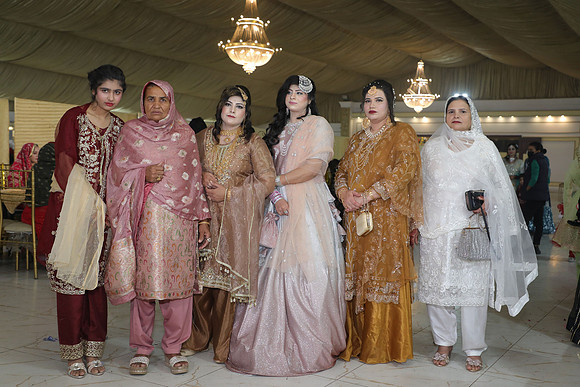Ibrar & Aleena Barat 00271