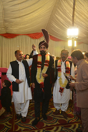 Usman & Hafsa Barat 00094