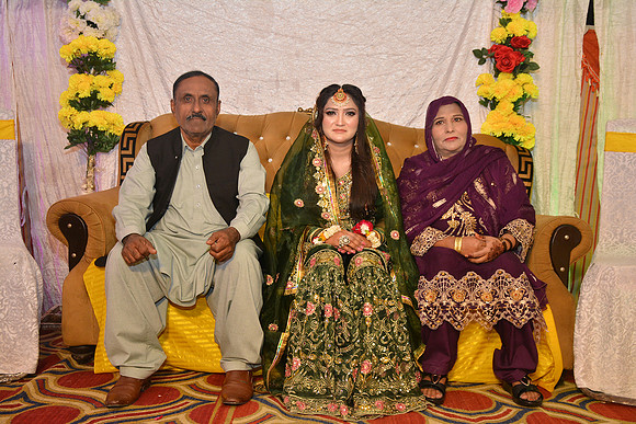 Usman & Maria Mehndi 00065