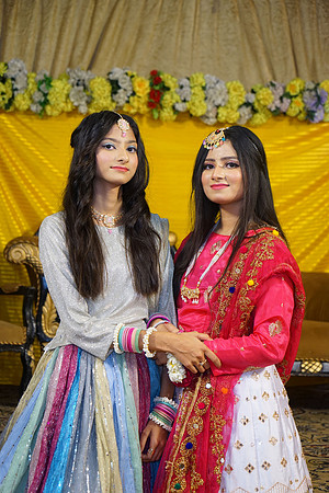 Umer Hayat & Qurat ul Ain Mehndi 00218