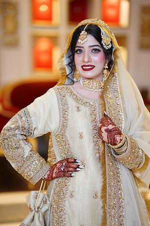 Ayesha & Khurram Nikah 00008