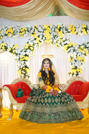 Uzair & Faria Mehndi 00096