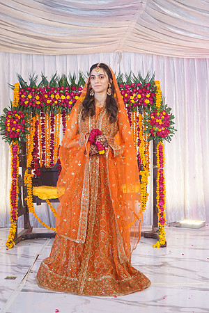 Iqra & Amjad Mehndi 00017