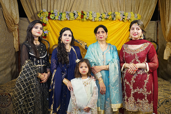 Umer Hayat & Qurat ul Ain Mehndi 00061