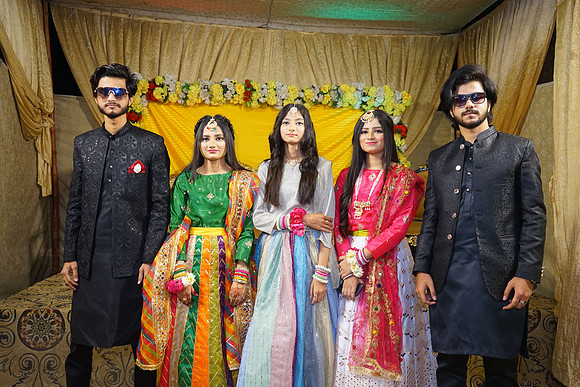 Umer Hayat & Qurat ul Ain Mehndi 00087