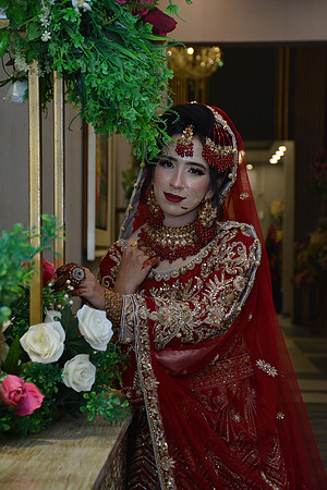 Usman & Hafsa Barat 00111
