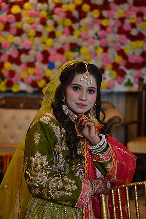 Usama & Bisma Mehndi 00038