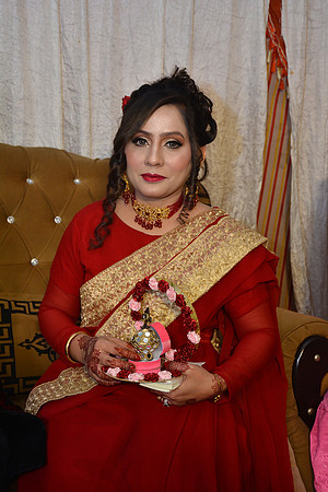 Usman & Hafsa Barat 00065