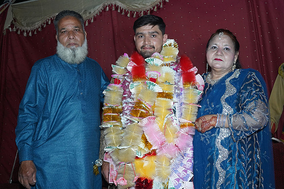 Usama & Bisma Barat 00243