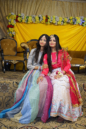 Umer Hayat & Qurat ul Ain Mehndi 00225