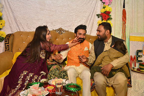 Usman & Maria Mehndi 00207
