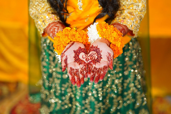 Uzair & Faria Mehndi 00019