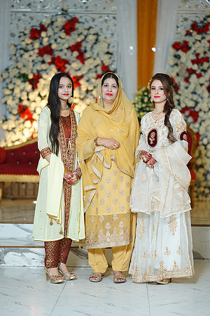 Hina & Jaffar Barat 00212