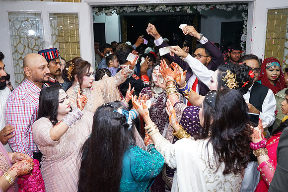 Rafiya & Fahad Barat 00176