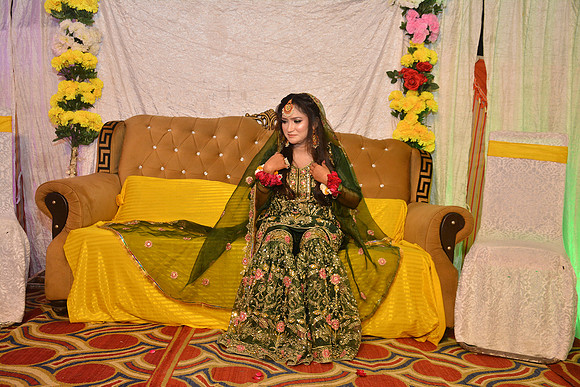 Usman & Maria Mehndi 00059