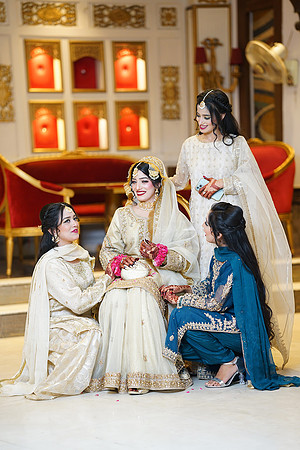 Ayesha & Khurram Nikah 00094
