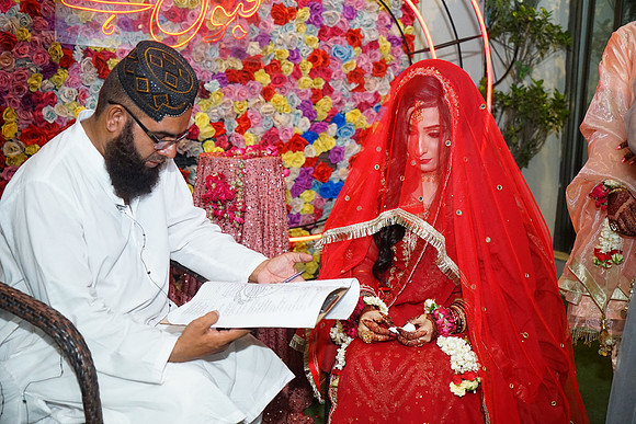 Fatima & Anjum 00193