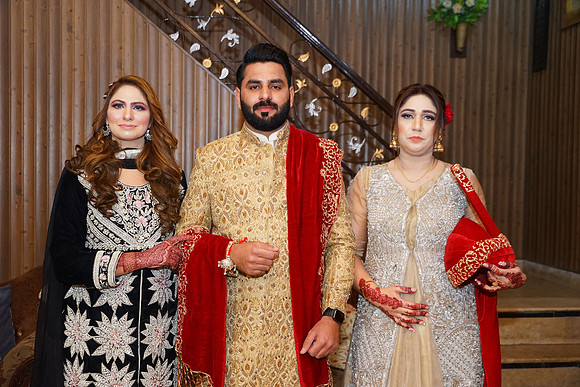 Junaid & Saman Barat 00160