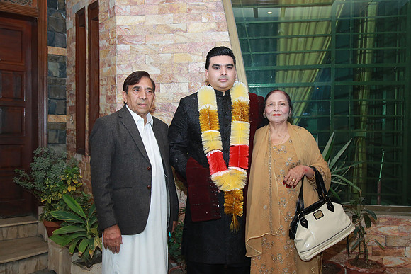 Ali & Iqra Barat 00017